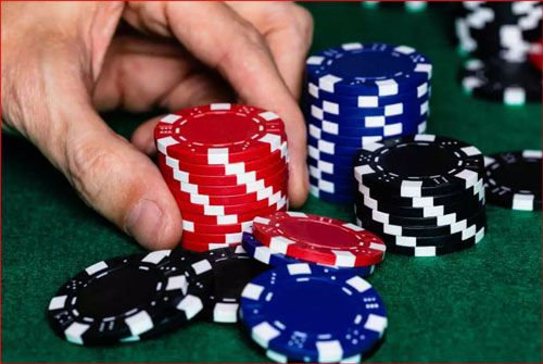 Aturan Poker India - Cara bermain dengan format aneh ini